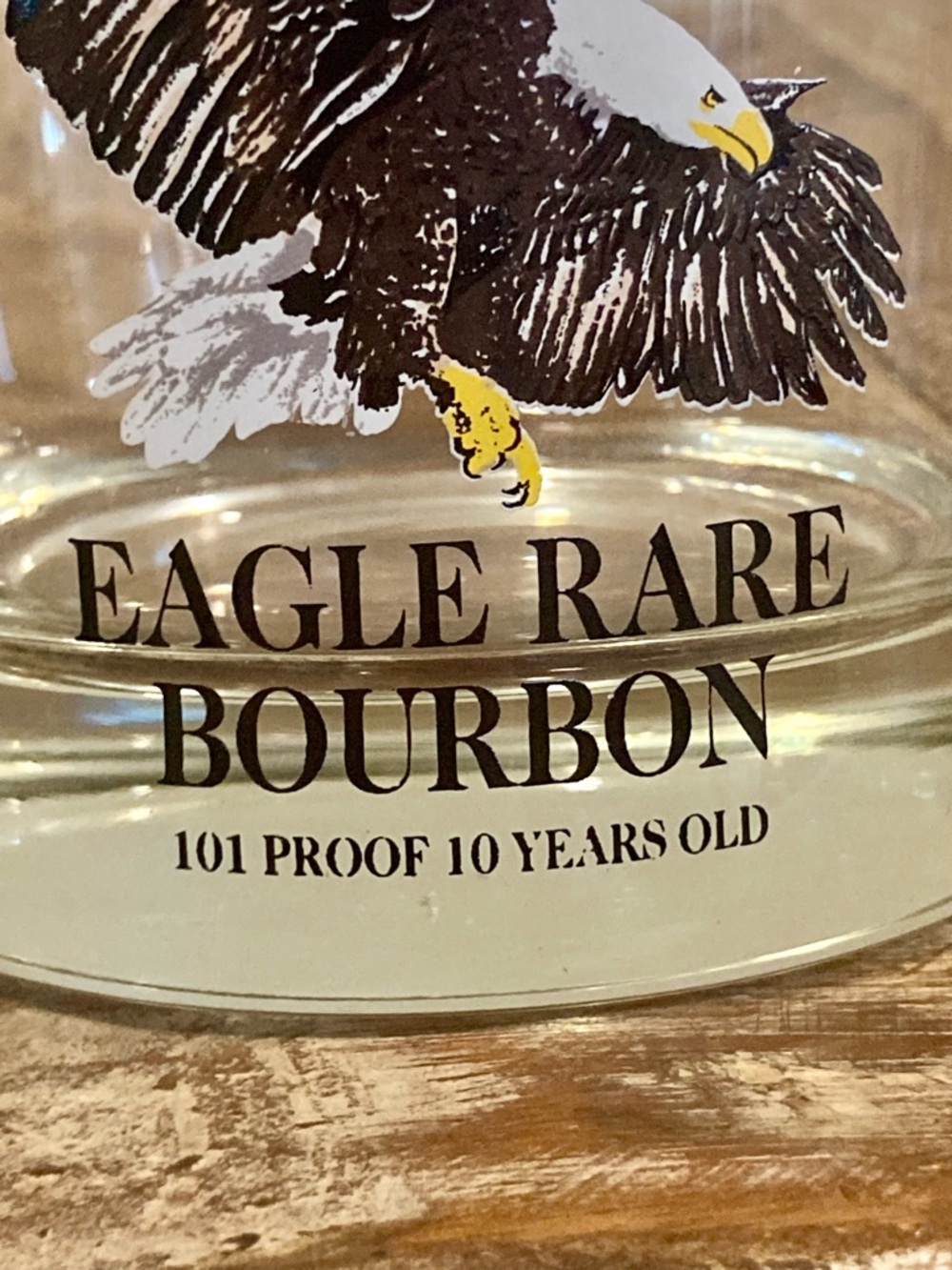 Pair of 1984 Eagle Rare Bourbon Rocks Glasses - 10 Year 101 Proof - Picture 11 of 11